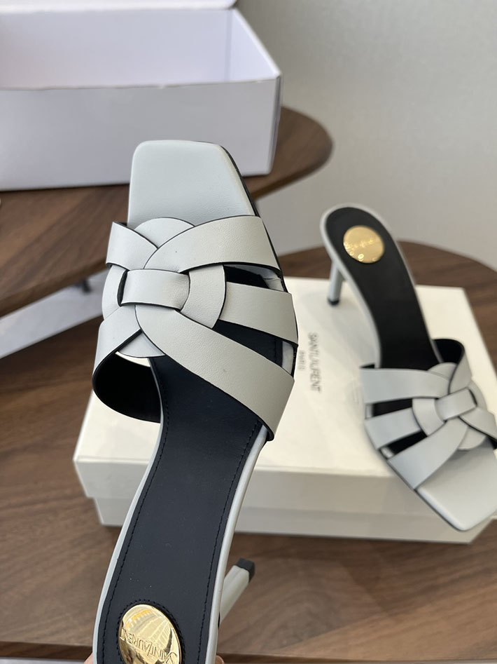 最高級サンローランスーパーコピー YSL 2026 新作 Pre-Loved サンダル レディース ヒール高め スカイブルー 2630703 夏 サンダルレディース 40代 - 画像 (6)