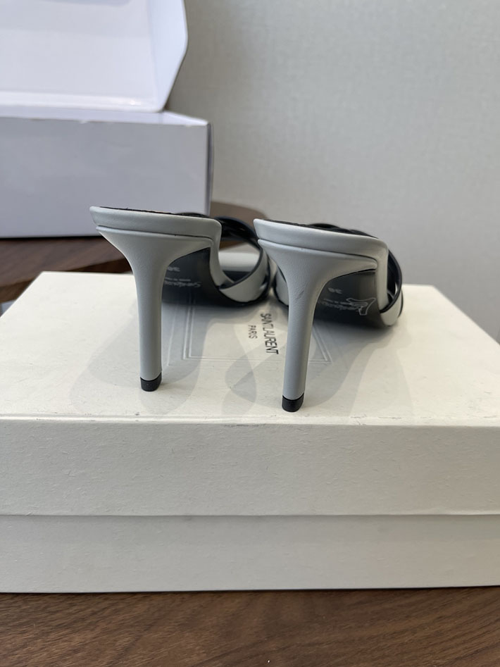 最高級サンローランスーパーコピー YSL 2026 新作 Pre-Loved サンダル レディース ヒール高め スカイブルー 2630703 夏 サンダルレディース 40代 - 画像 (4)