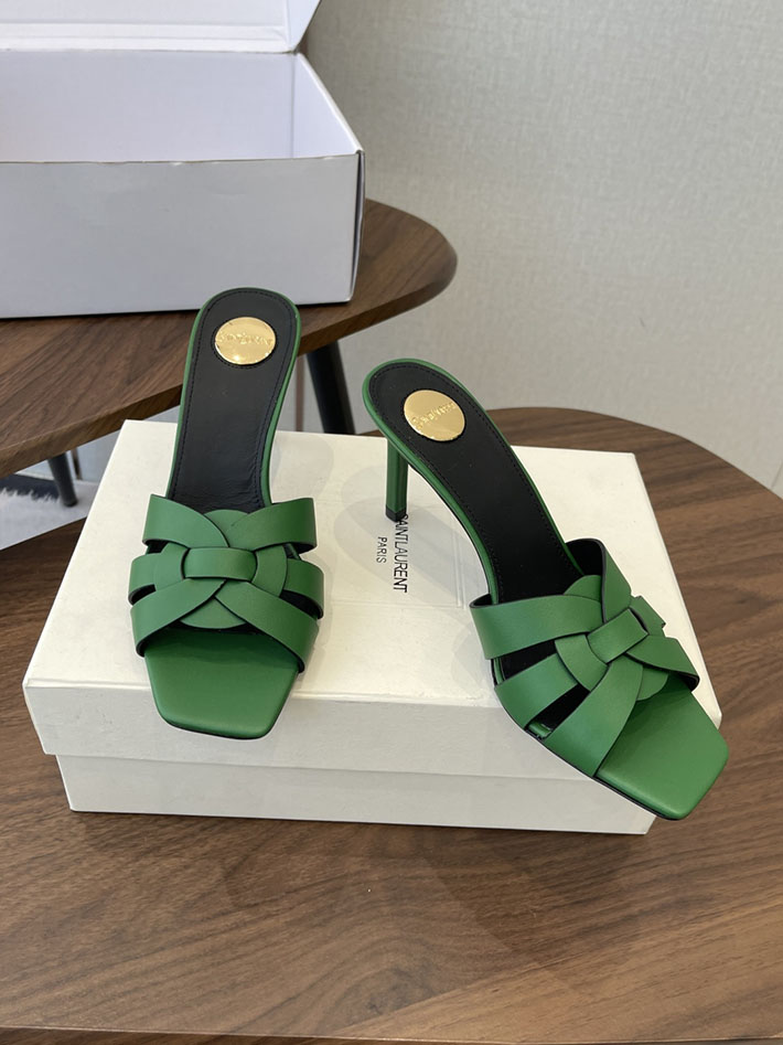 レディース サンダル 人気ブランド