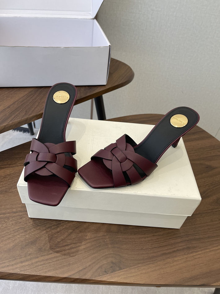 夏 サンダル レディース ブランド