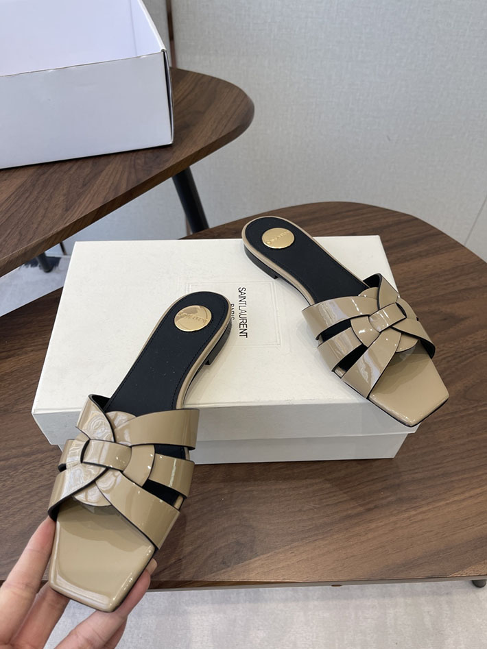 最高級サンローランスーパーコピー YSL 2026 新作 tribute MULES in patent leather グレー 2630709 サン ローラン 靴 レディース - 画像 (8)