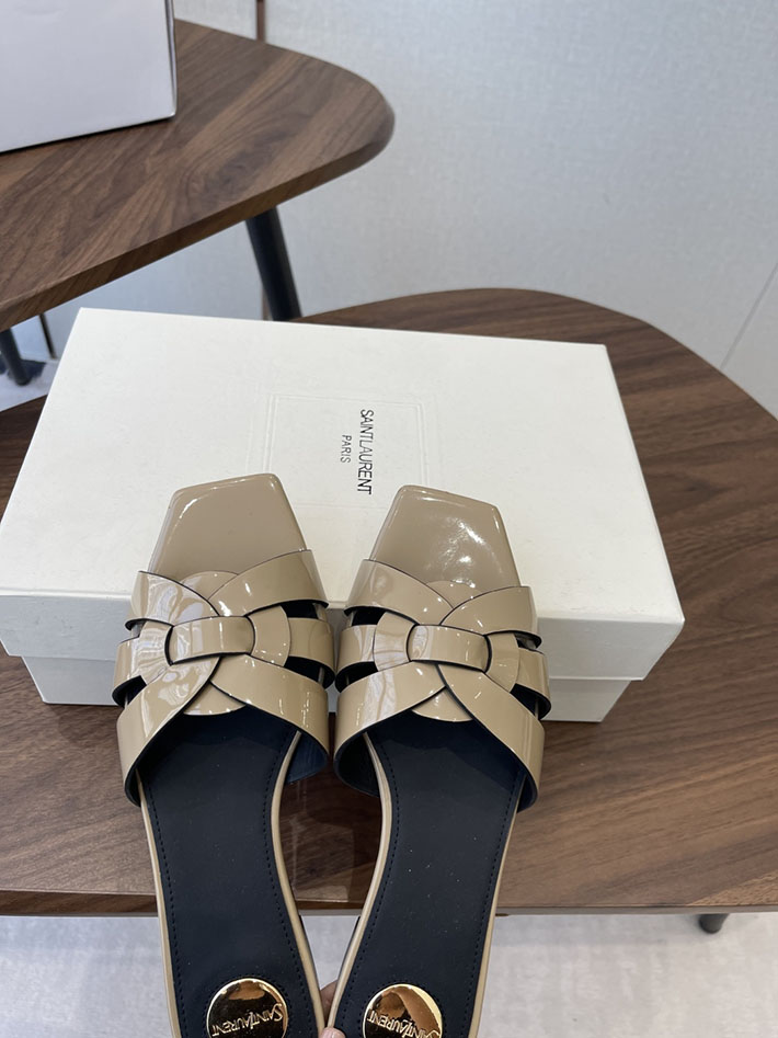 最高級サンローランスーパーコピー YSL 2026 新作 tribute MULES in patent leather グレー 2630709 サン ローラン 靴 レディース - 画像 (7)