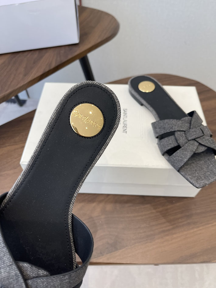 最高級サンローランスーパーコピー YSL 2026 新作 tribute MULES in patent leather グレー 2630710 サン ローラン 靴 アウトレット - 画像 (5)