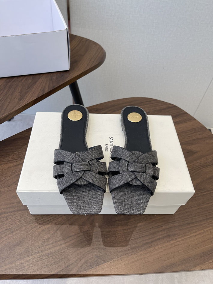 最高級サンローランスーパーコピー YSL 2026 新作 tribute MULES in patent leather グレー 2630710 サン ローラン 靴 アウトレット - 画像 (3)