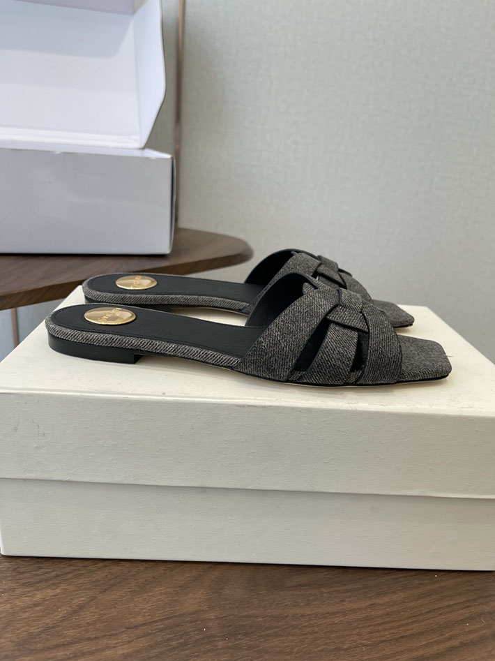 最高級サンローランスーパーコピー YSL 2026 新作 tribute MULES in patent leather グレー 2630710 サン ローラン 靴 アウトレット - 画像 (2)