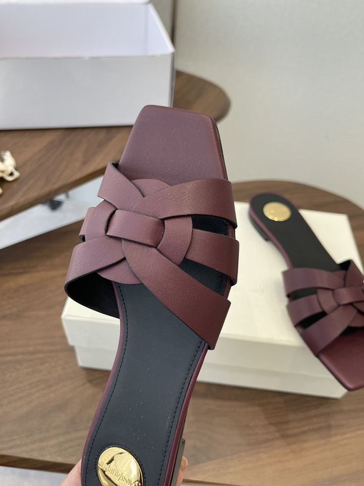 最高級サンローランスーパーコピー YSL 2026 新作 tribute MULES in patent leather ワインレッド 2630714 サンローラン サンダル 安い - 画像 (6)