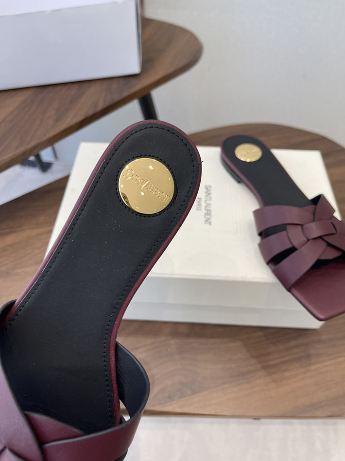 最高級サンローランスーパーコピー YSL 2026 新作 tribute MULES in patent leather ワインレッド 2630714 サンローラン サンダル 安い - 画像 (5)