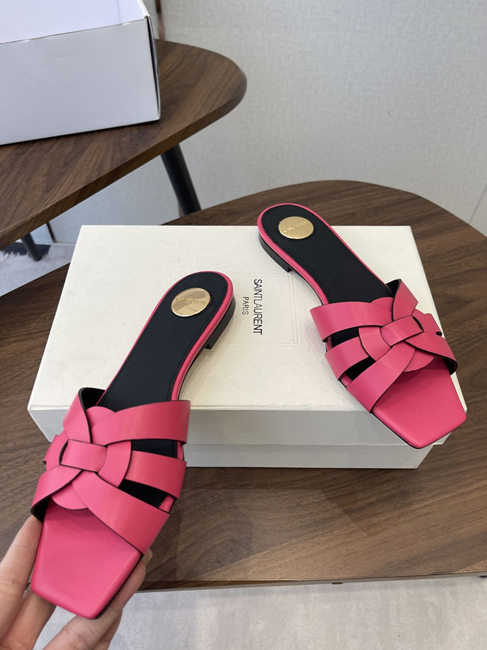 最高級サンローランスーパーコピー YSL 2026 新作 tribute MULES in patent leather ピンク 2630716 大阪 靴屋 大型店 - 画像 (8)