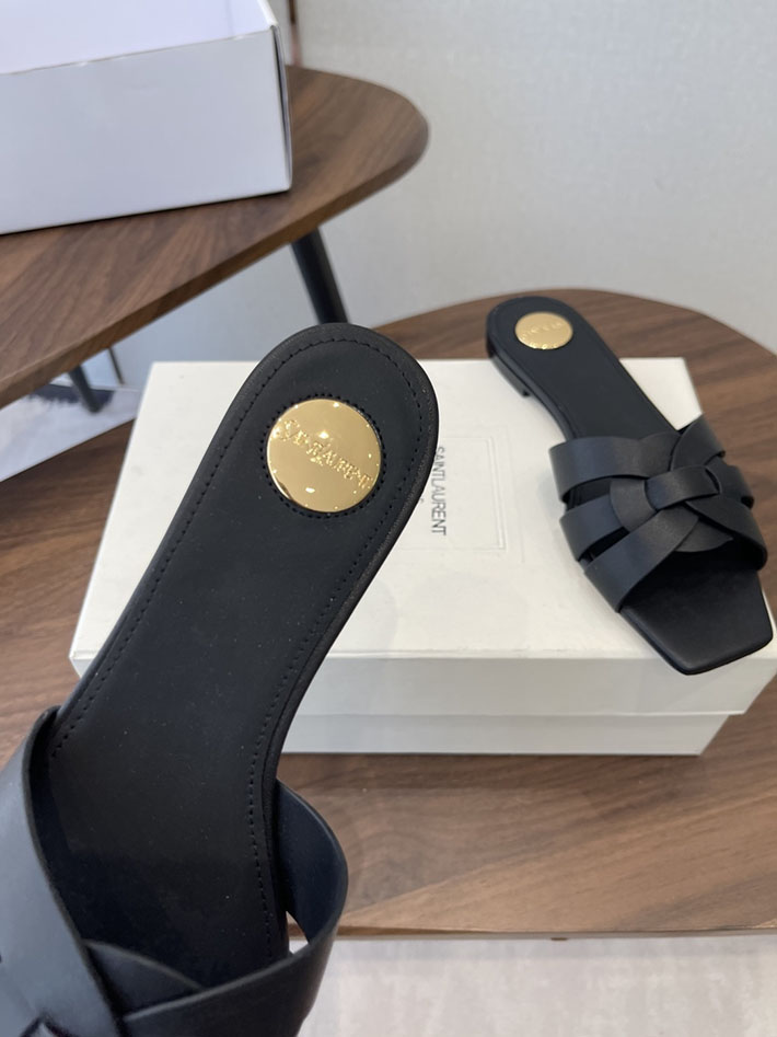 最高級サンローランスーパーコピー YSL 2026 新作 tribute MULES in patent leather ブラック 2630718 品揃え豊富な靴屋 大阪 - 画像 (6)