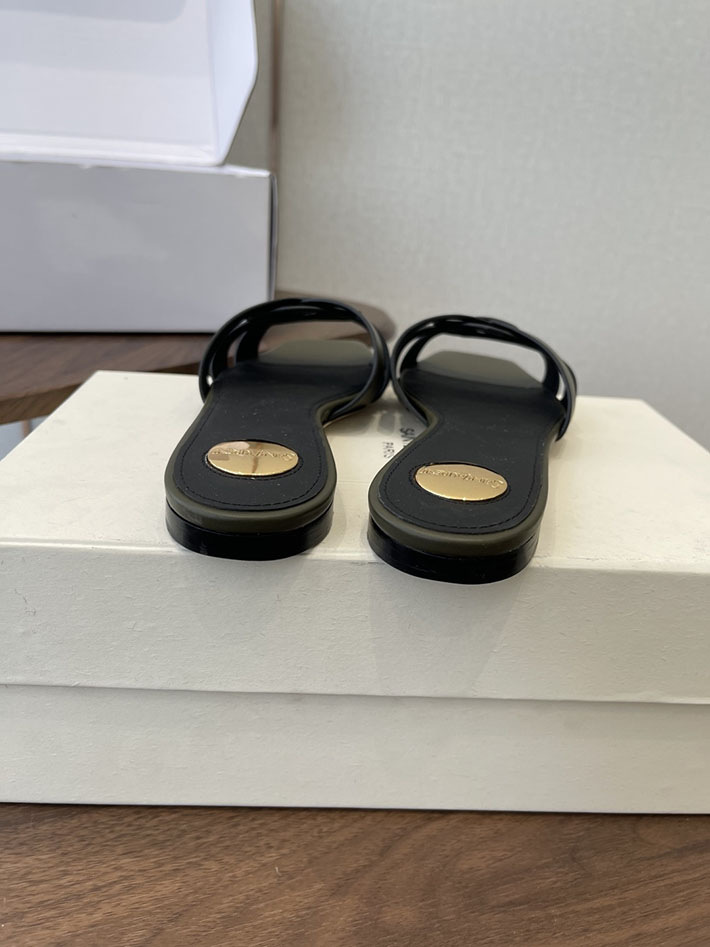 最高級サンローランスーパーコピー YSL 2026 新作 tribute MULES in patent leather カーキ 2630719 靴屋 安い チェーン店 - 画像 (5)