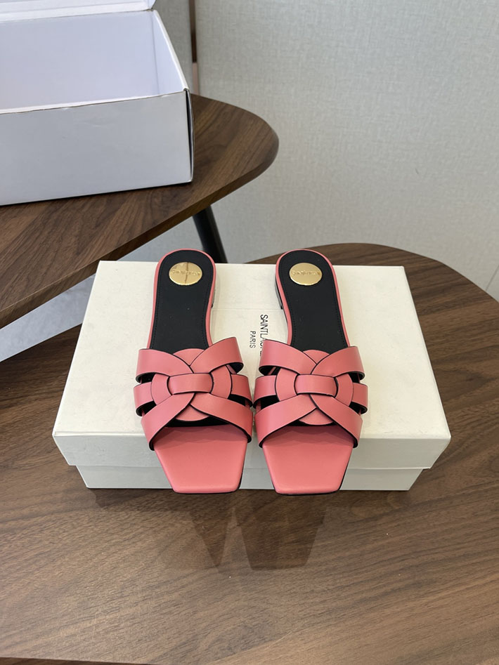 最高級サンローランスーパーコピー YSL 2026 新作 tribute MULES in patent leather ピンク 2630720 靴 安い 店舗 - 画像 (3)