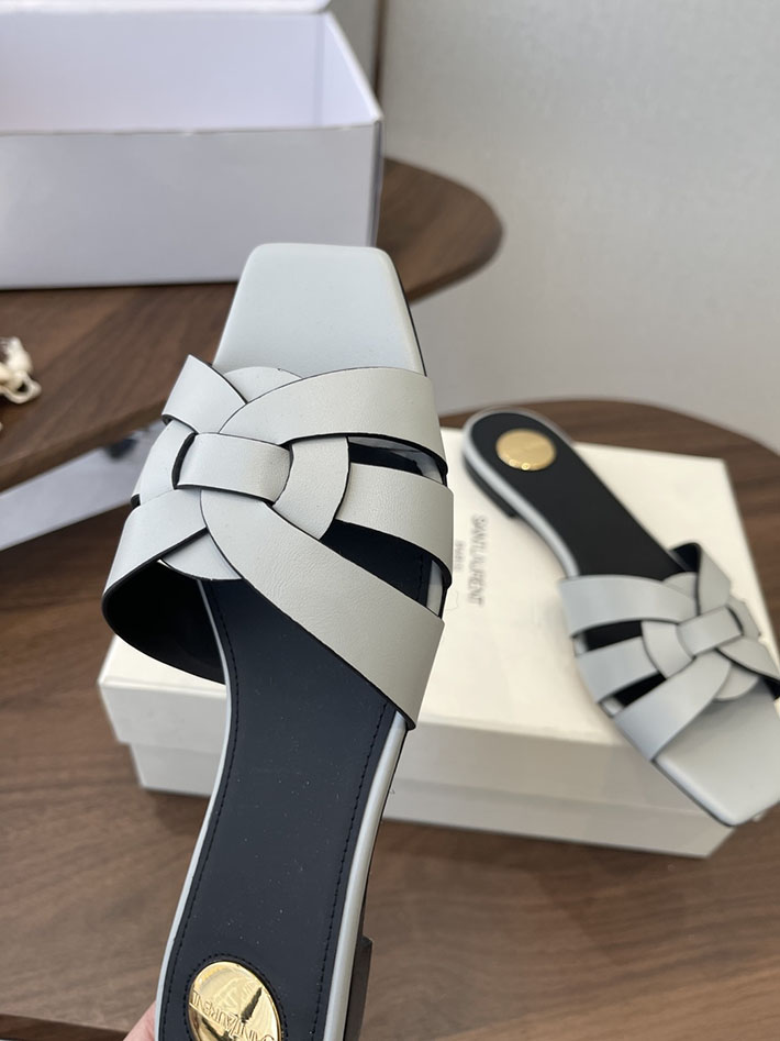 最高級サンローランスーパーコピー YSL 2026 新作 tribute MULES in patent leather スカイブルー 2630723 レディース 靴 安い - 画像 (6)