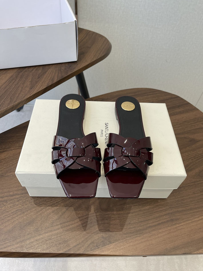 最高級サンローランスーパーコピー YSL 2026 新作 tribute MULES in patent leather ワインレッド 2630724 靴 安い 大阪 - 画像 (3)