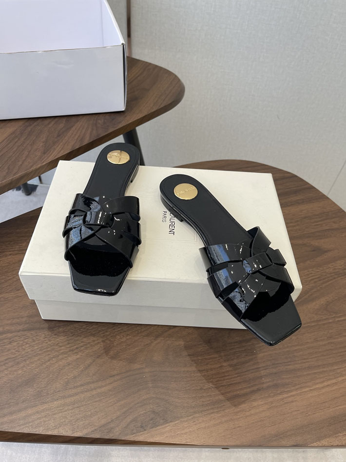 最高級サンローランスーパーコピー YSL 2026 新作 tribute MULES in patent leather ブラック 2630726 靴 レディース 人気ブランド - 画像 (9)