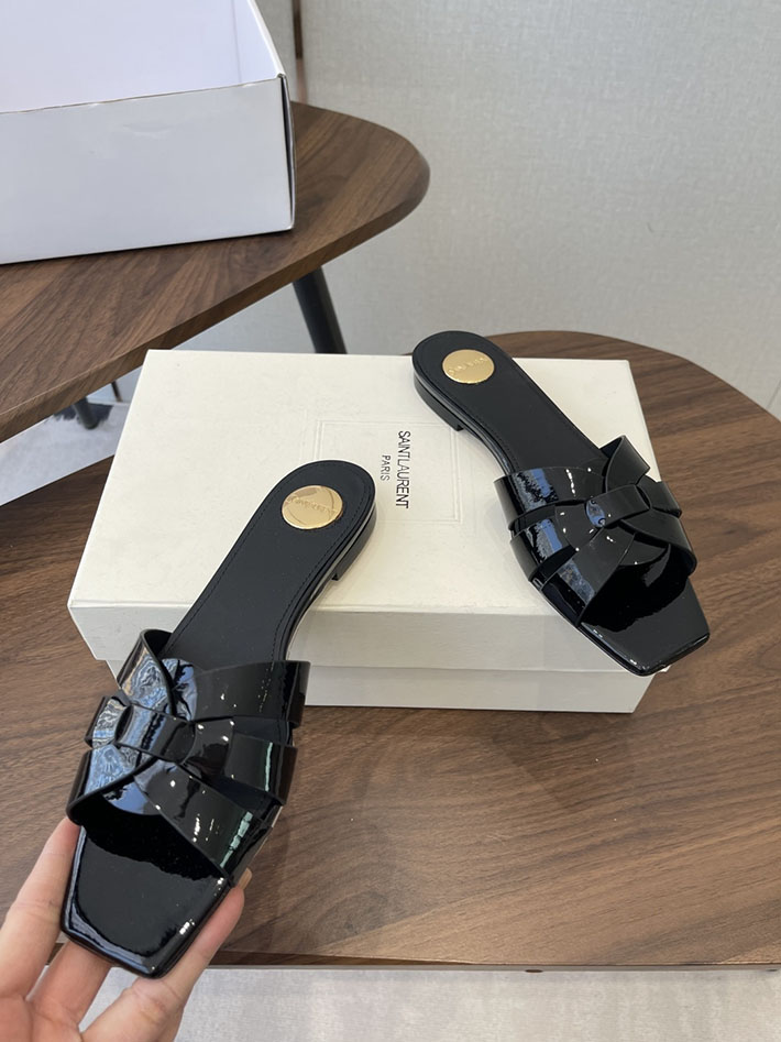 最高級サンローランスーパーコピー YSL 2026 新作 tribute MULES in patent leather ブラック 2630726 靴 レディース 人気ブランド - 画像 (8)