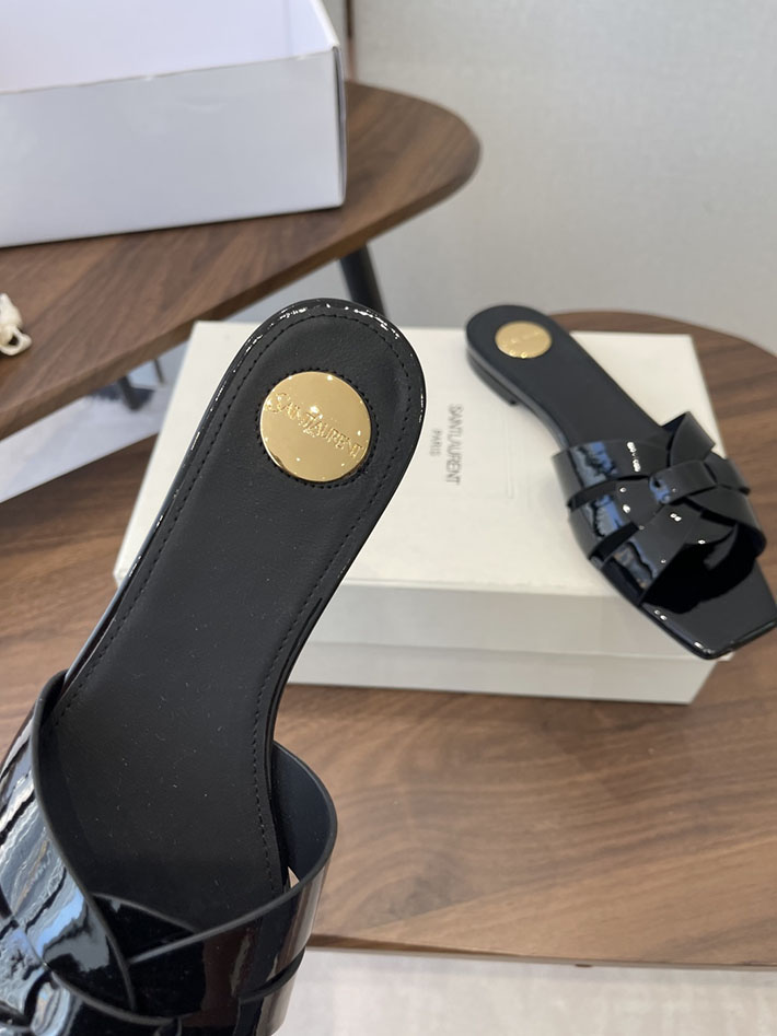 最高級サンローランスーパーコピー YSL 2026 新作 tribute MULES in patent leather ブラック 2630726 靴 レディース 人気ブランド - 画像 (6)