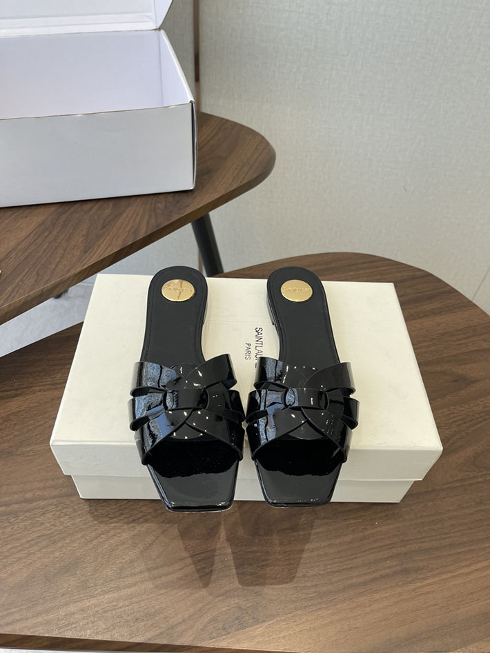 最高級サンローランスーパーコピー YSL 2026 新作 tribute MULES in patent leather ブラック 2630726 靴 レディース 人気ブランド - 画像 (3)