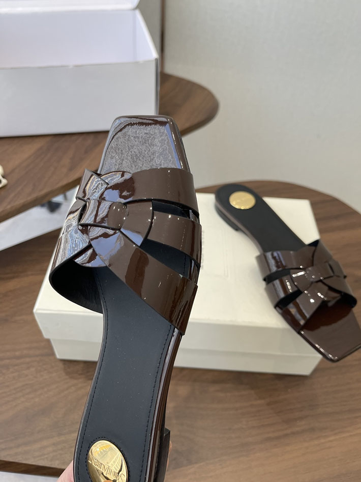 最高級サンローランスーパーコピー YSL 2026 新作 tribute MULES in patent leather ワインレッド 2630727 サンローラン アウトレット 店舗 - 画像 (7)