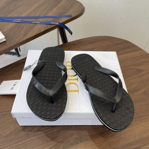 ビーチサンダル ハイブランド