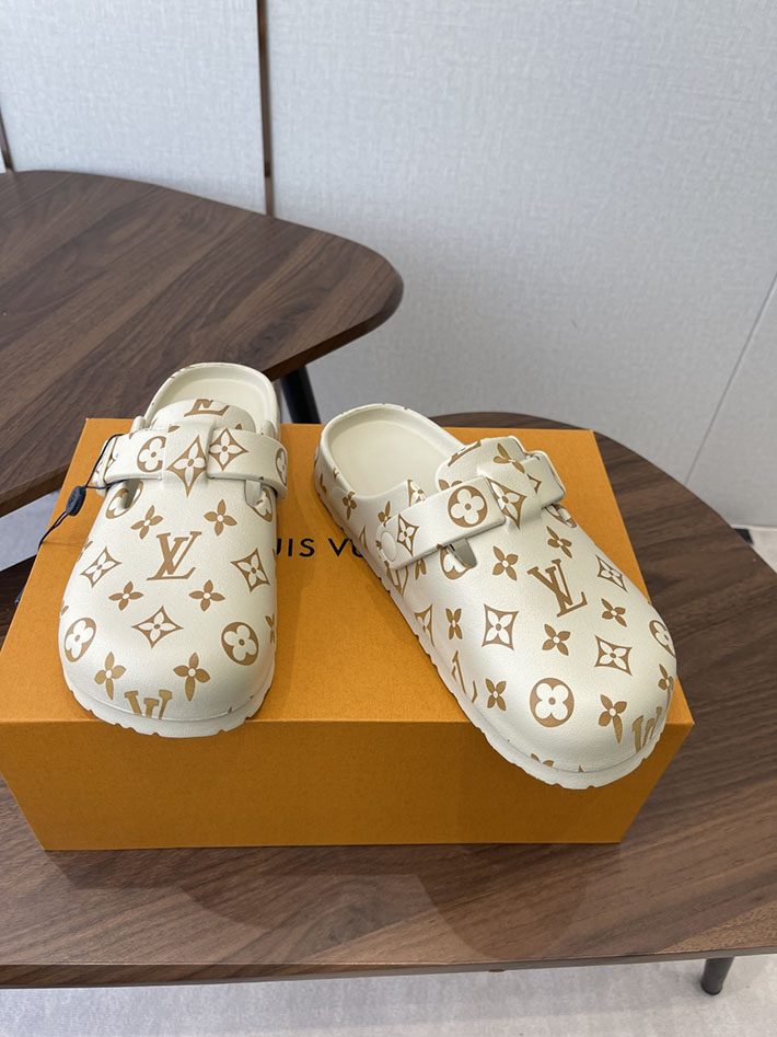 ルイヴィトン サンダル 新作