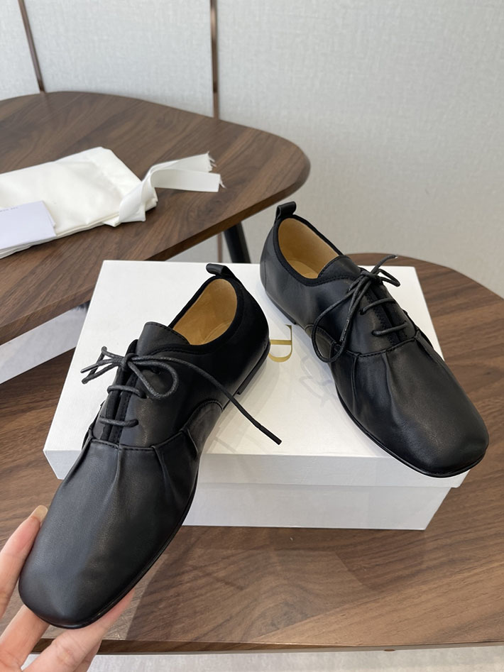 最高級ザロウスーパーコピー THE ROW レディース フラットシューズ 2026年春夏 新作 ブラック 2630755 レディース フラットシューズ ブランド - 画像 (8)