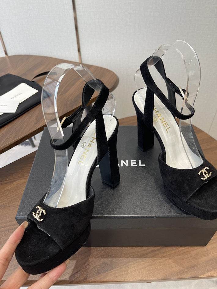 最高級シャネルスーパーコピー CHANEL 2026年春夏 新作 サンダル スエード キッドスキン ブラック 2630767 シャネル サンダル 公式 - 画像 (7)