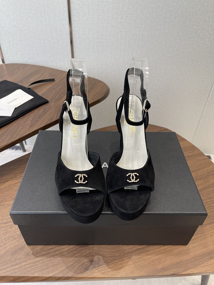 最高級シャネルスーパーコピー CHANEL 2026年春夏 新作 サンダル スエード キッドスキン ブラック 2630767 シャネル サンダル 公式 - 画像 (3)