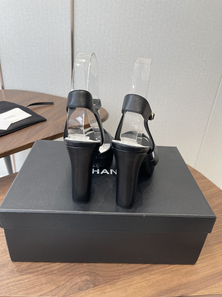 最高級シャネルスーパーコピー CHANEL 2026年春夏 新作 サンダル ラムスキン ブラック G47029-B23544-94305 シャネル サンダル 新作 - 画像 (5)