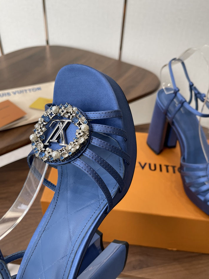 最高級ルイヴィトンスーパーコピー LV スウィング ヒール110mm サンダル 2026年春夏 新作 ブルー 2630780 ヴィトン サンダル レディース - 画像 (6)