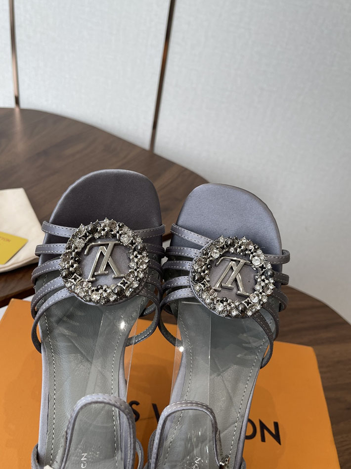 最高級ルイヴィトンスーパーコピー LV スウィング ヒール110mm サンダル 2026年春夏 新作 グレー 2630783 ルイヴィトン サンダル レディース 新作 - 画像 (7)