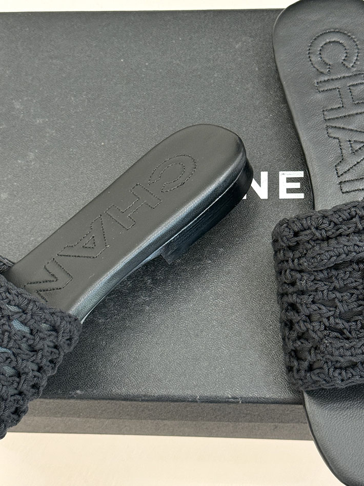 最高級シャネルスーパーコピー CHANEL 2026年春夏 新作 サンダル クロシェ ミュール ブラック 2630796 シャネル サンダル 公式 - 画像 (7)