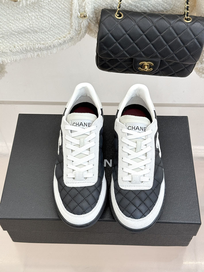 レディース 最高級シャネルスーパーコピー CHANEL 2026年春夏 新作 スニーカー カーフスキン ホワイト 2630799 シャネル スニーカー レディース - 画像 (8)