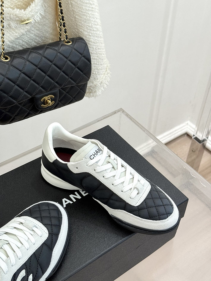 レディース 最高級シャネルスーパーコピー CHANEL 2026年春夏 新作 スニーカー カーフスキン ホワイト 2630799 シャネル スニーカー レディース - 画像 (7)