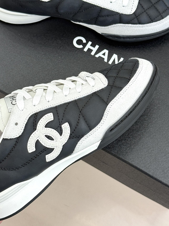 レディース 最高級シャネルスーパーコピー CHANEL 2026年春夏 新作 スニーカー カーフスキン ホワイト 2630799 シャネル スニーカー レディース - 画像 (5)