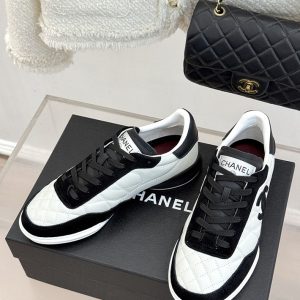 シャネル スニーカー 人気