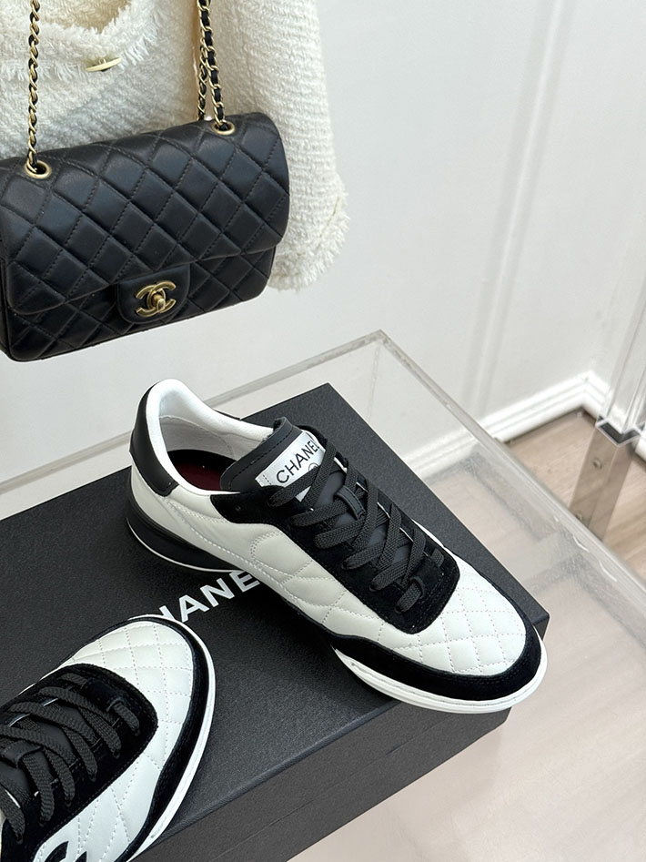 レディース 最高級シャネルスーパーコピー CHANEL 2026年春夏 新作 スニーカー カーフスキン ブラック 2630800 シャネル スニーカー 人気 - 画像 (7)