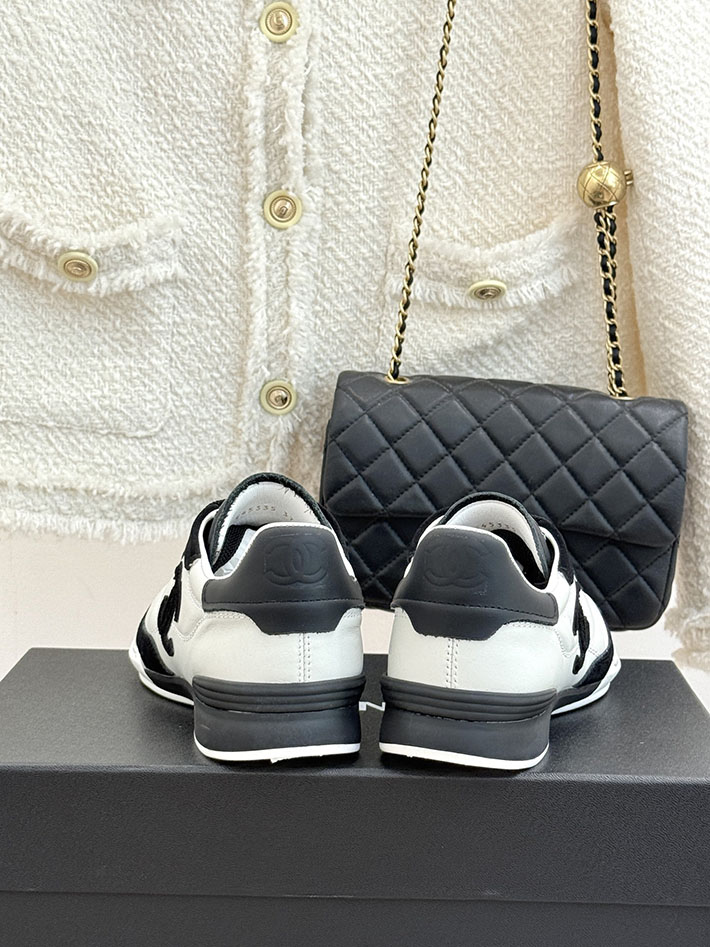 レディース 最高級シャネルスーパーコピー CHANEL 2026年春夏 新作 スニーカー カーフスキン ブラック 2630800 シャネル スニーカー 人気 - 画像 (6)