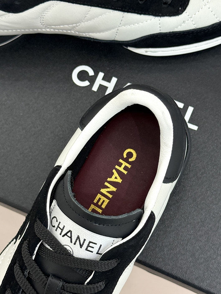 レディース 最高級シャネルスーパーコピー CHANEL 2026年春夏 新作 スニーカー カーフスキン ブラック 2630800 シャネル スニーカー 人気 - 画像 (4)
