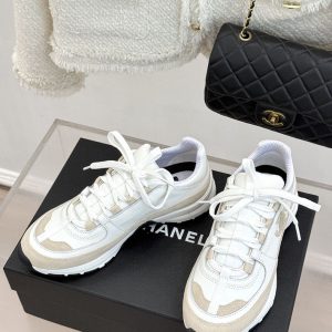 シャネル スニーカー 新作