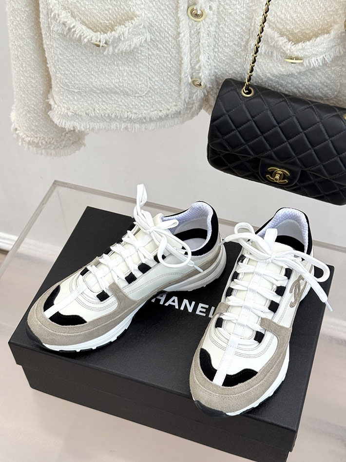レディース シャネル スニーカー