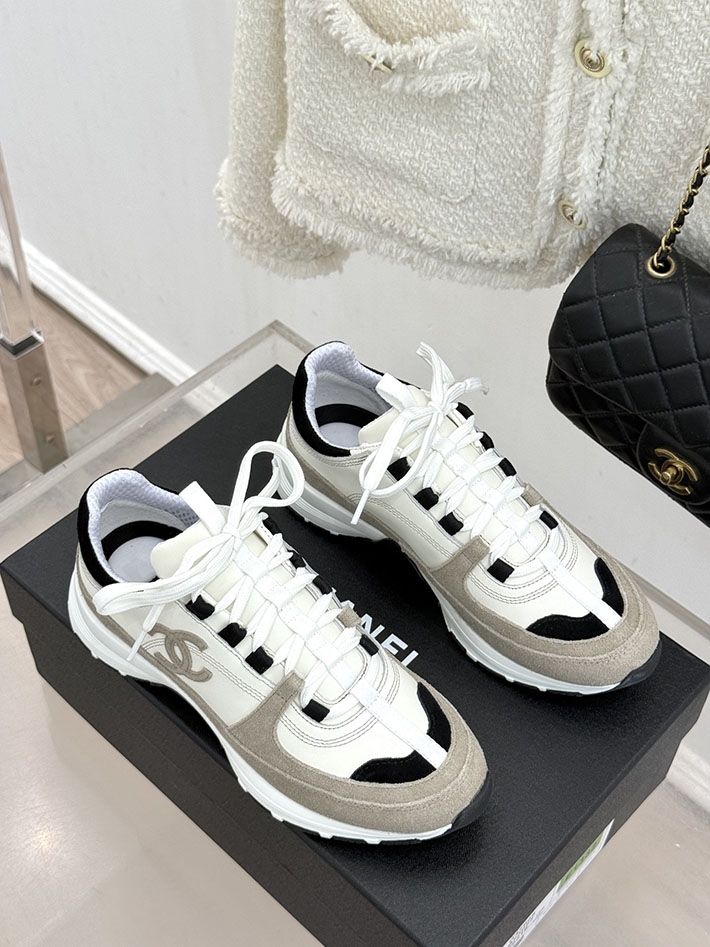 レディース 最高級シャネルスーパーコピー CHANEL 2026年春夏 スニーカー ホワイト グレー ブラック 2630804 レディース シャネル スニーカー - 画像 (8)