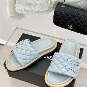 chanel 靴 安い