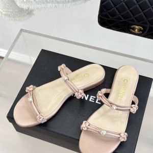 シャネル サンダル 定価