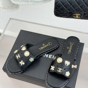 シャネル サンダル 公式