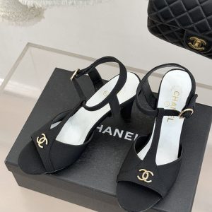 シャネル サンダル 新作