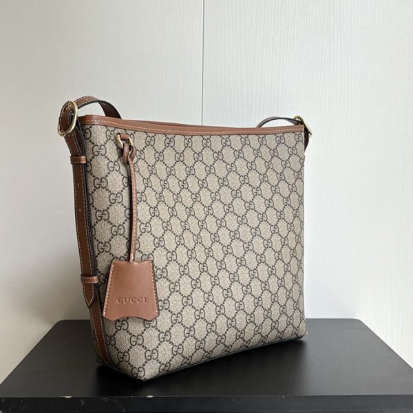 グッチ直営アウトレット店 GUCCI GGエンブレム スモール ショルダー