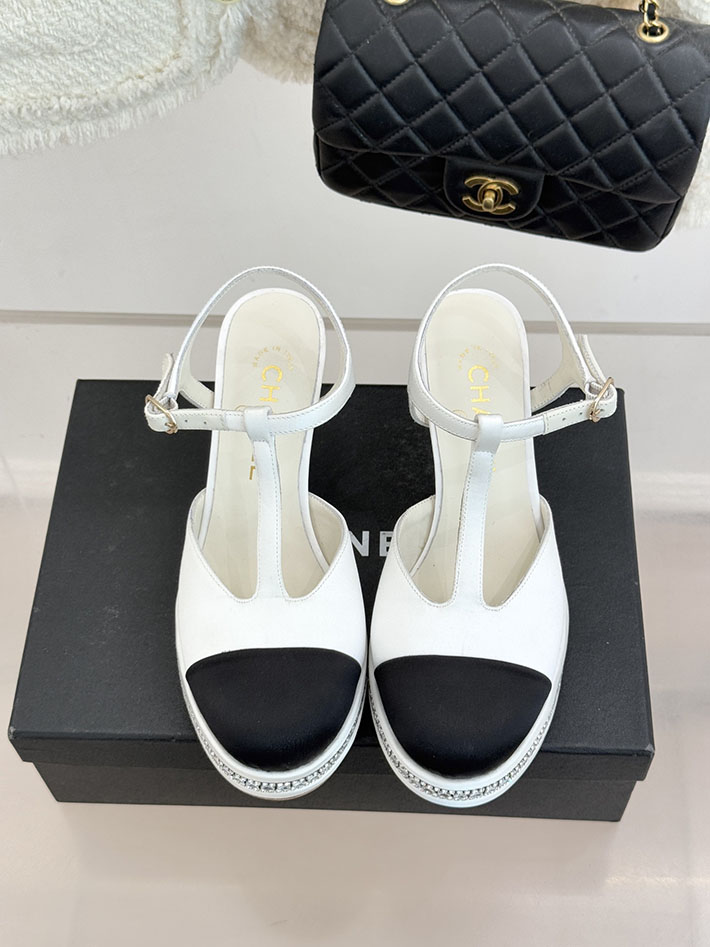 最高級シャネルスーパーコピー CHANEL 2026新作 ココマーク スリングバック シューズ パンプス 靴 ホワイト 2630875 パンプス 可愛い ブランド - 画像 (9)