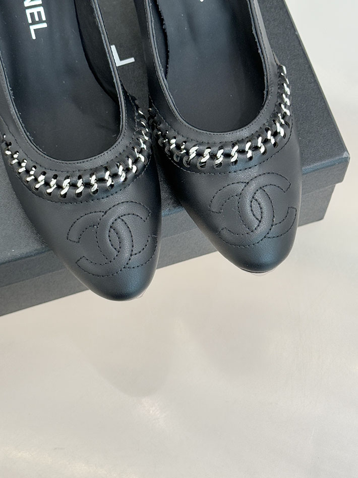 最高級シャネルスーパーコピー CHANEL CC ココマーク チェーン 靴 シューズ ヒール パンプス レザー ブラック 2630876 シャネル パンプス 黒 - 画像 (5)
