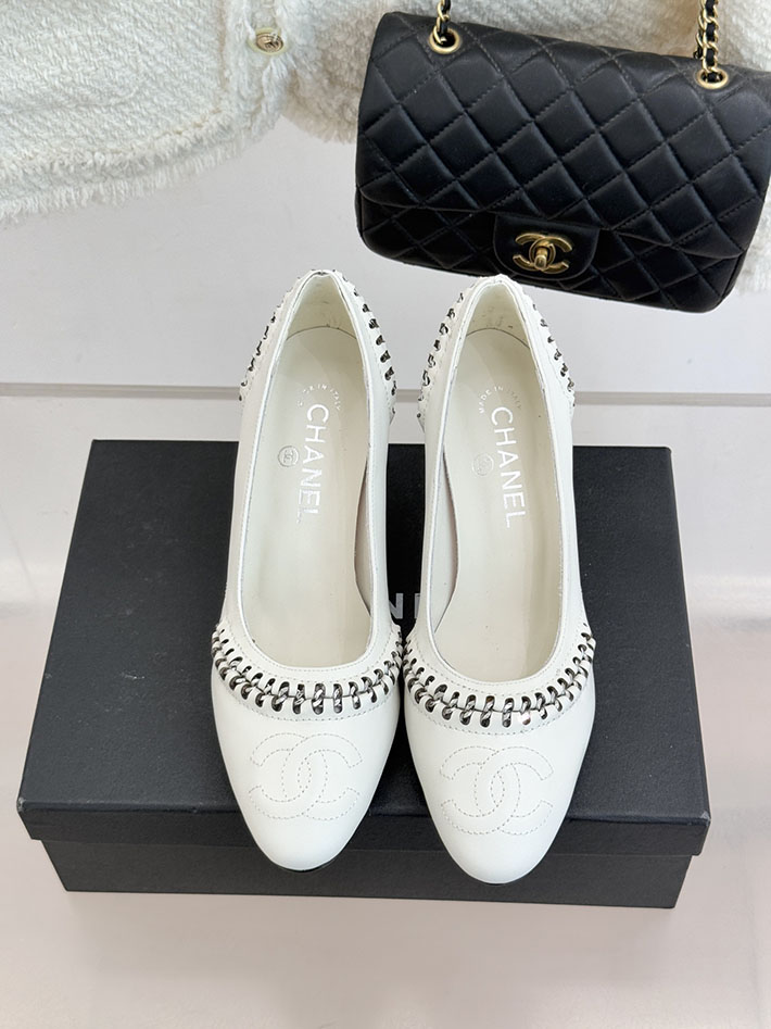 最高級シャネルスーパーコピー CHANEL CC ココマーク チェーン 靴 シューズ ヒール パンプス レザー ホワイト 2630878 シャネル パンプス 定番 - 画像 (9)