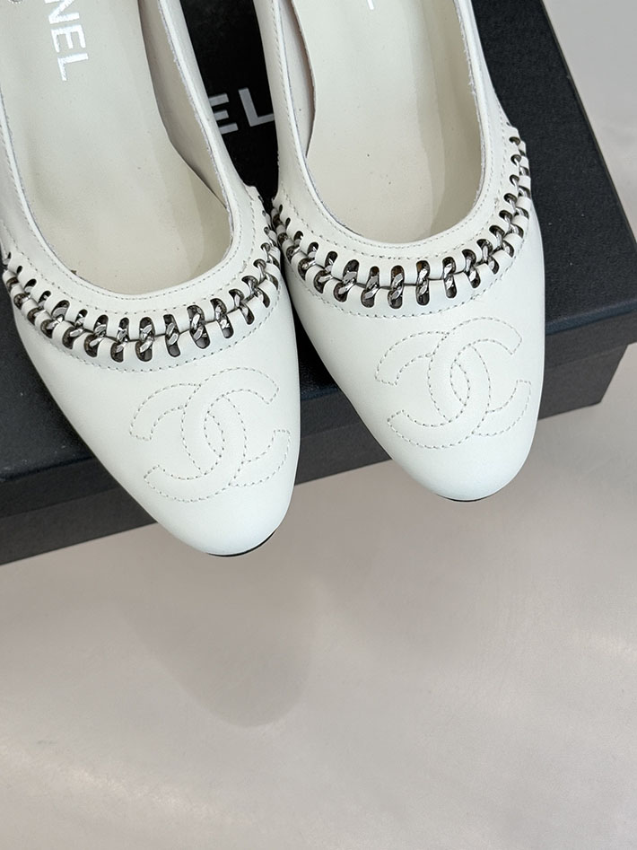 最高級シャネルスーパーコピー CHANEL CC ココマーク チェーン 靴 シューズ ヒール パンプス レザー ホワイト 2630878 シャネル パンプス 定番 - 画像 (6)